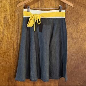 ANTHROPOLOGIE Girls From Savoy Gray Wool Skirt w Yellow Tie Sz S